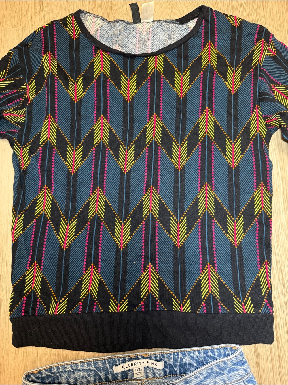 Woven Chevron Pattern knit Sweater